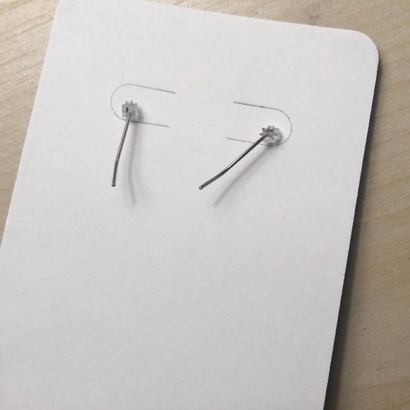 🌸Handmade Dangle Earrings - Picture 3 of 3